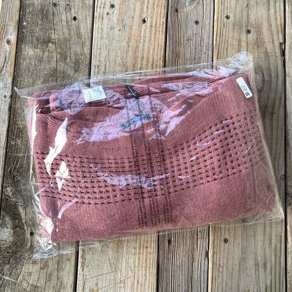 NEW Open Knit Poncho Mauve OS - Picture 4 of 5